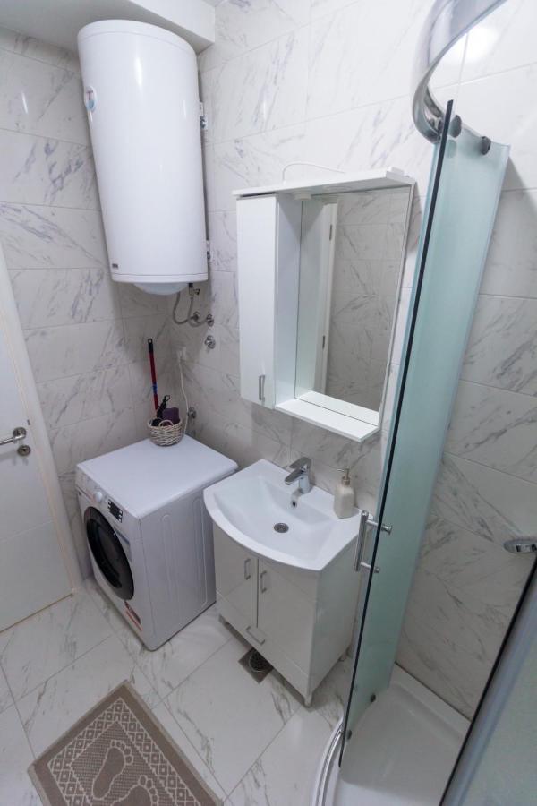 Iskra Apartamento Banja Luka Exterior foto