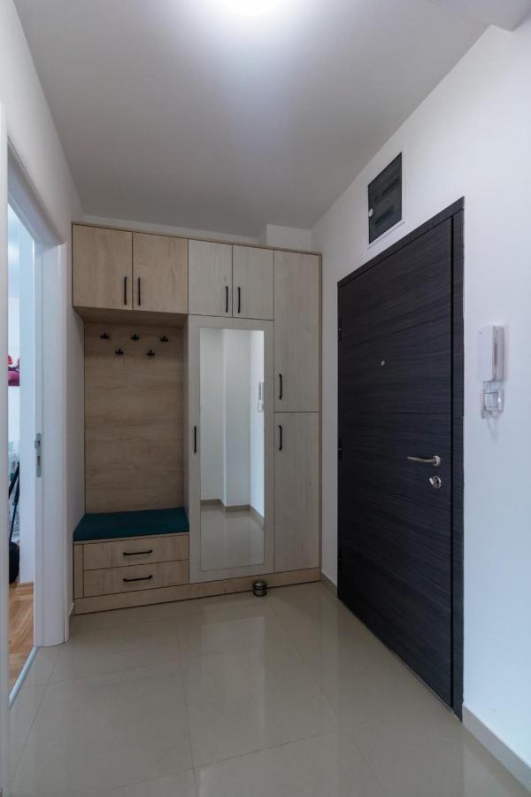 Iskra Apartamento Banja Luka Exterior foto